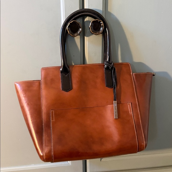 Innue Handbags - Structured Cognac Leather Tote with Dark Brown Handles